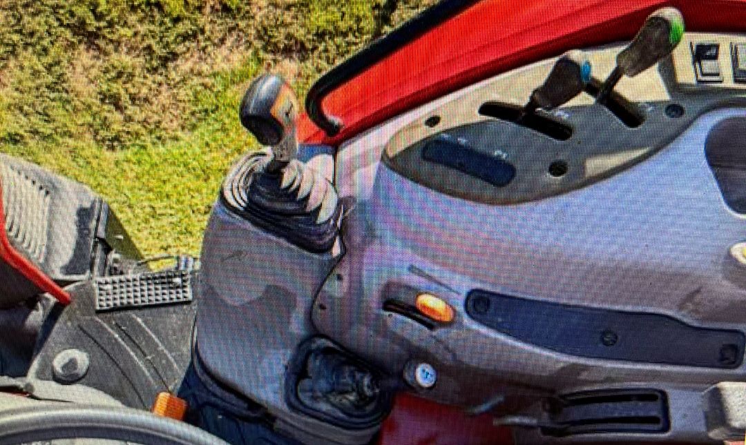 2019 CASE IH Farmall 120C - Image 7